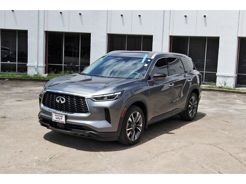 Used 2023 INFINITI QX60 Luxe w/ Cargo Package FWD image 3