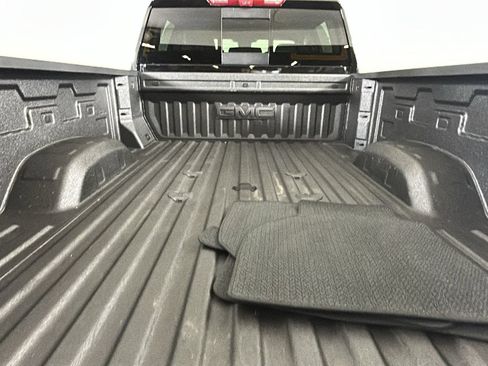 Used 2025 GMC Sierra 2500 Denali w/ Denali Reserve Package AWD/4WD image 34