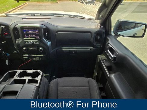 Used 2021 Chevrolet Silverado 1500 Custom Trail Boss w/ LPO, Dark Essentials Package AWD/4WD image 18