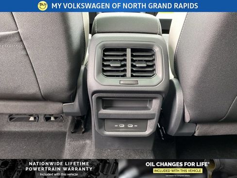 New 2026 Volkswagen Taos SE AWD/4WD image 19