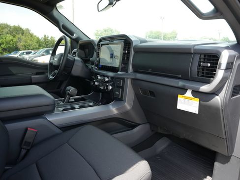 New 2026 Ford F150 XLT w/ Equipment Group 302A MID AWD/4WD image 22