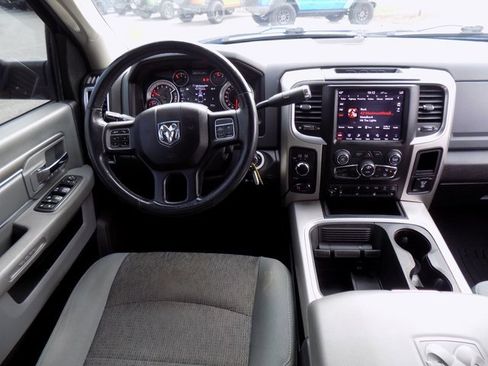 Used 2018 RAM 2500 Big Horn w/ Harvest Edition image 16