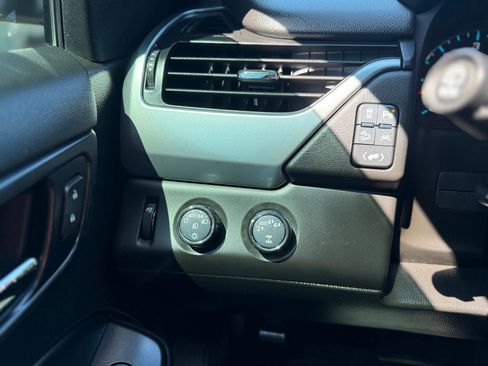 Used 2017 Chevrolet Tahoe LT w/ Z71 Midnight Edition image 18