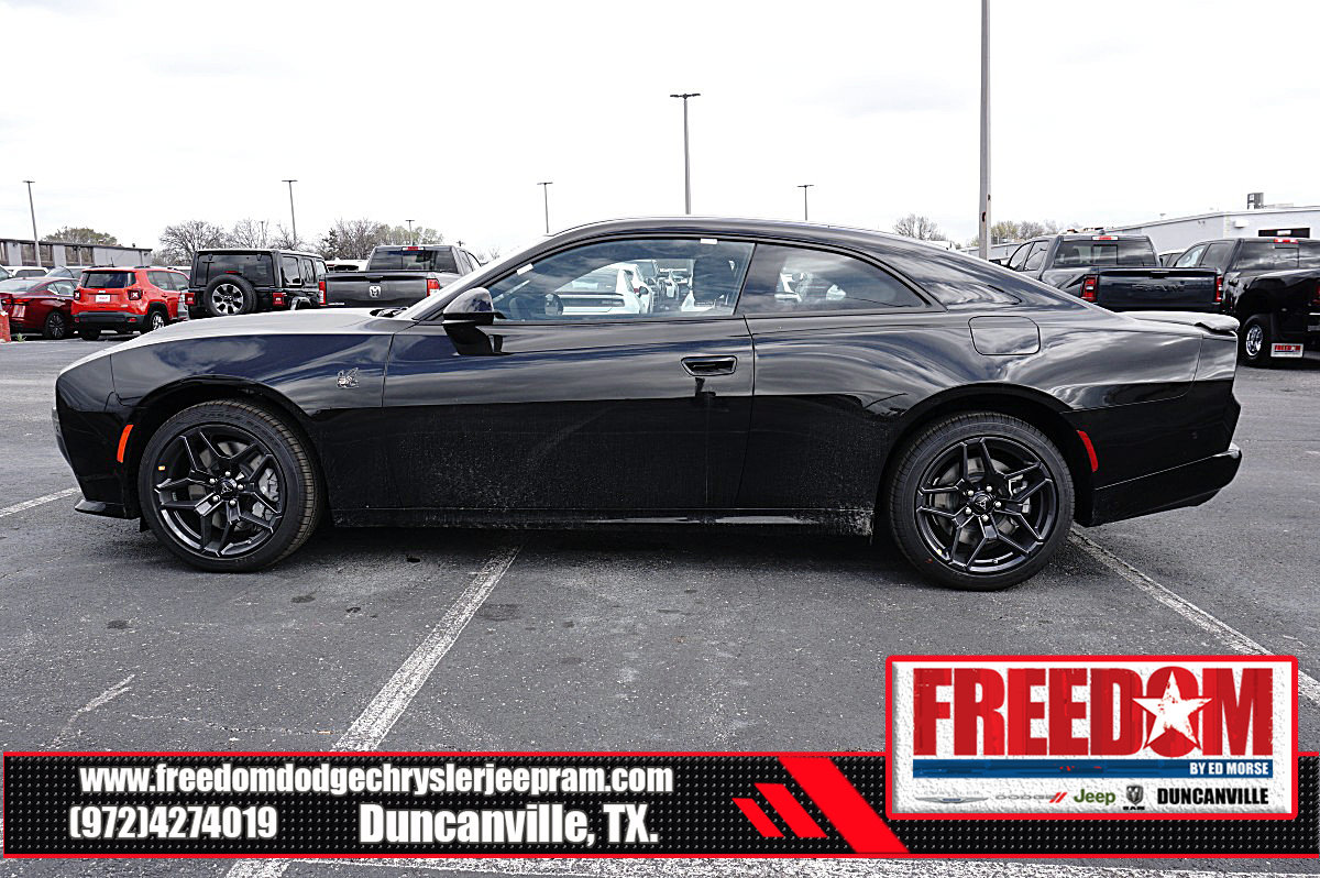 New 2026 Dodge Charger Scat Pack w/ Blacktop Package AWD/4WD image 2