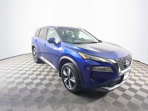 Used 2023 Nissan Rogue SL w/ SL Premium Package AWD/4WD image 3
