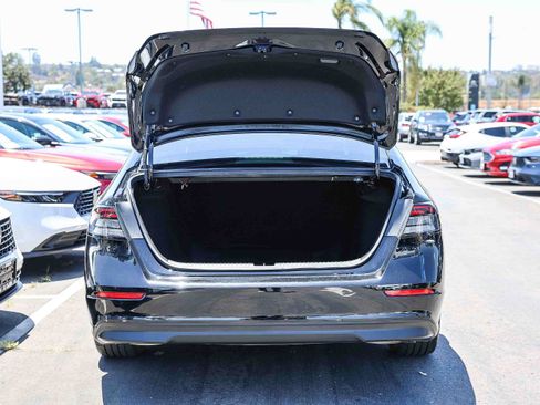 Certified 2023 Honda Accord LX image 25