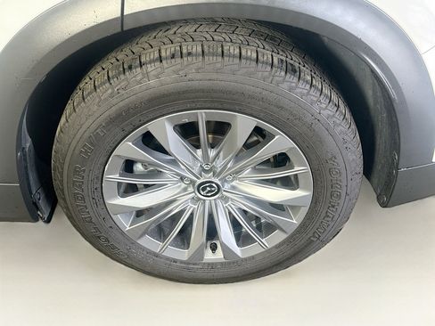 Used 2024 MAZDA CX-90 Plug-In Hybrid w/ Preferred AWD/4WD image 11