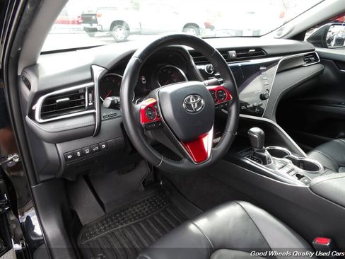 Used 2018 Toyota Camry XSE w/ Audio Package FWD image 12