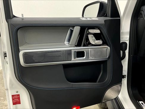 Certified 2025 Mercedes-Benz G 580 w/ EQ Technology image 24