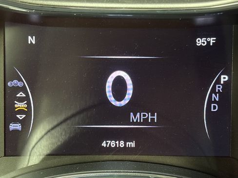 Used 2020 Jeep Grand Cherokee Altitude AWD/4WD image 22