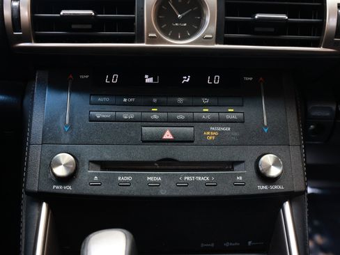 Used 2016 Lexus IS 200t RWD image 35