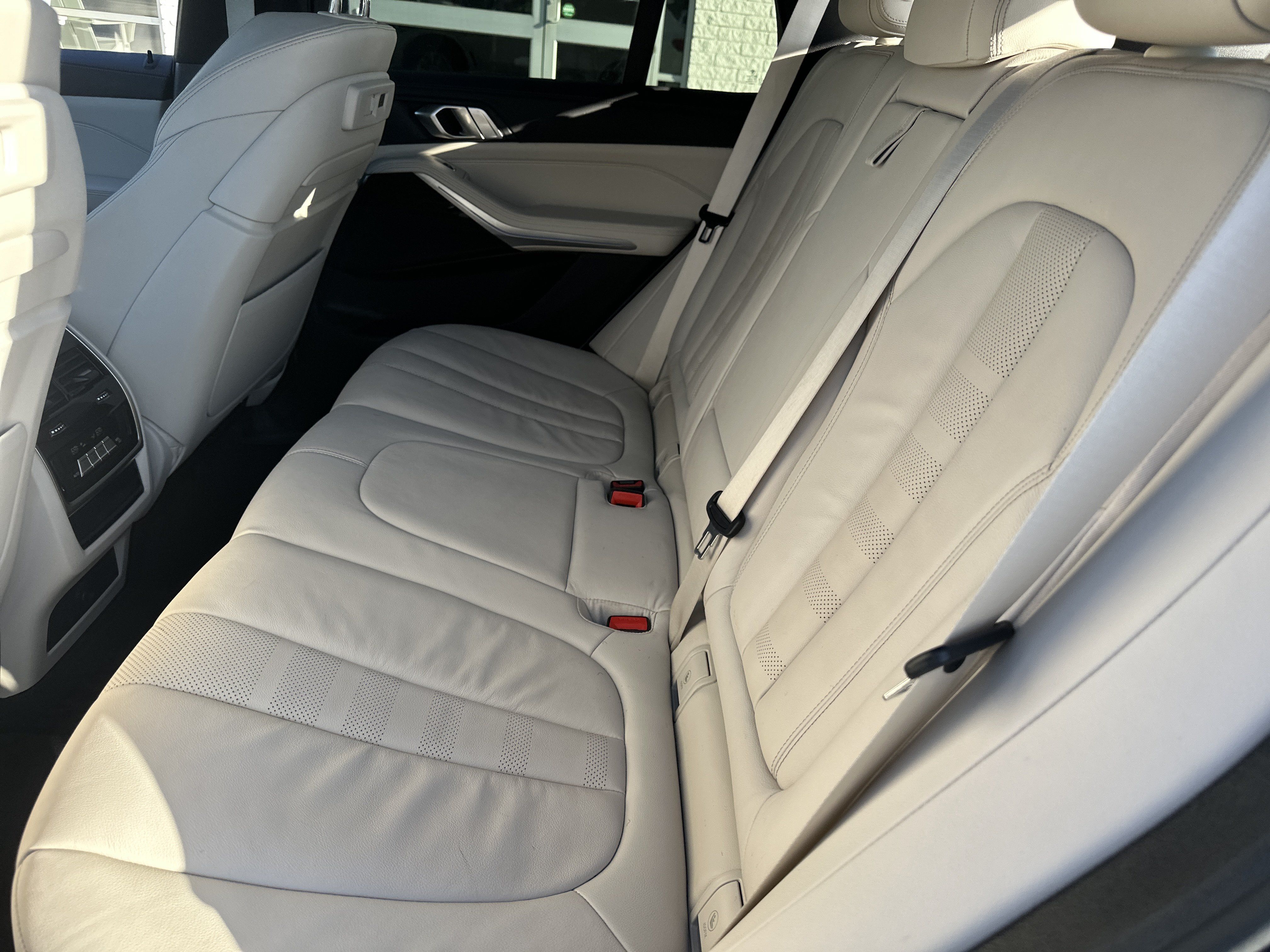 Used 2020 BMW X5 sDrive40i w/ Premium Package RWD image 12