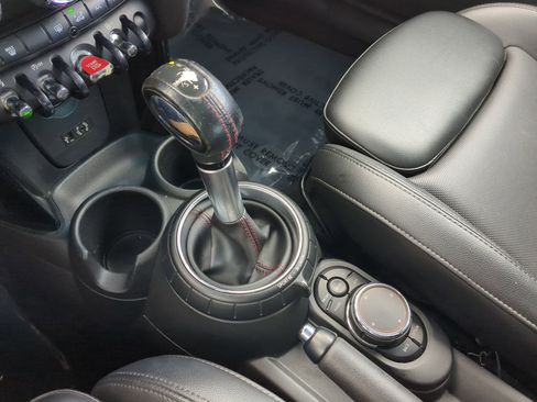 Used 2015 MINI Cooper S image 26