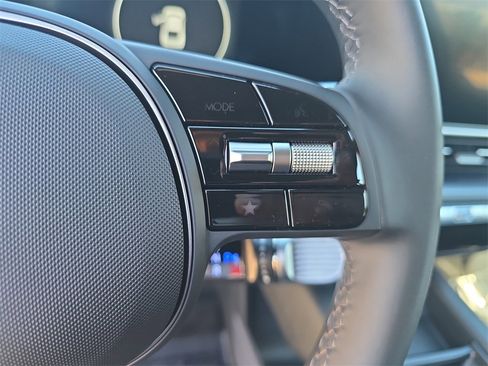 New 2025 Hyundai Ioniq 6 SE image 18