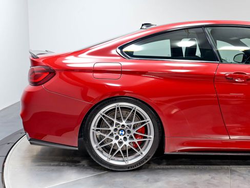 Used 2020 BMW M4 Coupe w/ Competition Package RWD image 20