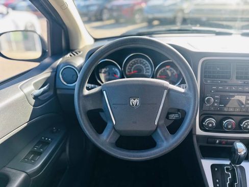 Used 2011 Dodge Caliber Mainstreet image 11