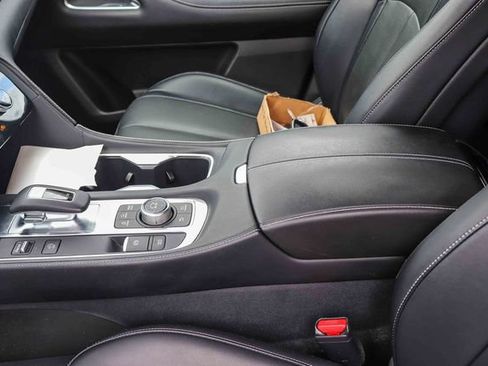 Used 2023 INFINITI QX60 Luxe w/ Vision Package FWD image 16