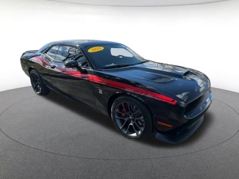 Used 2021 Dodge Challenger R/T Scat Pack RWD image 4