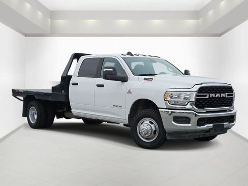 Used 2024 RAM 3500 SLT w/ Quick Order Package 2YG SLT AWD/4WD image 1