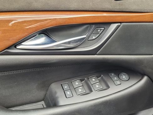 Used 2019 Cadillac Escalade Premium Luxury RWD image 24