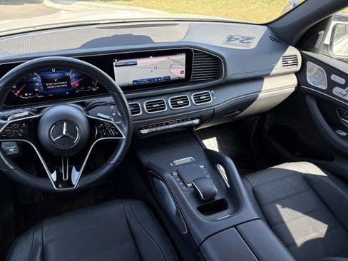 Used 2024 Mercedes-Benz GLE 350 4MATIC image 13