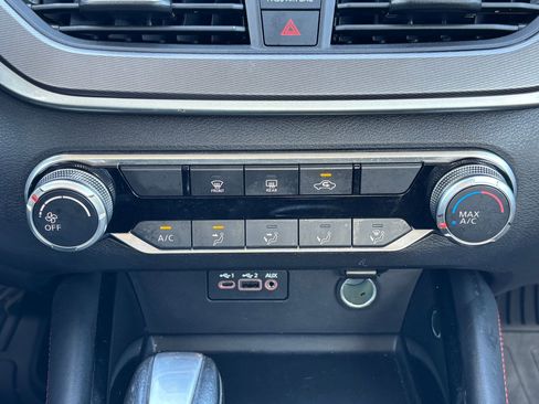 Used 2024 Nissan Altima 2.5 SR image 25