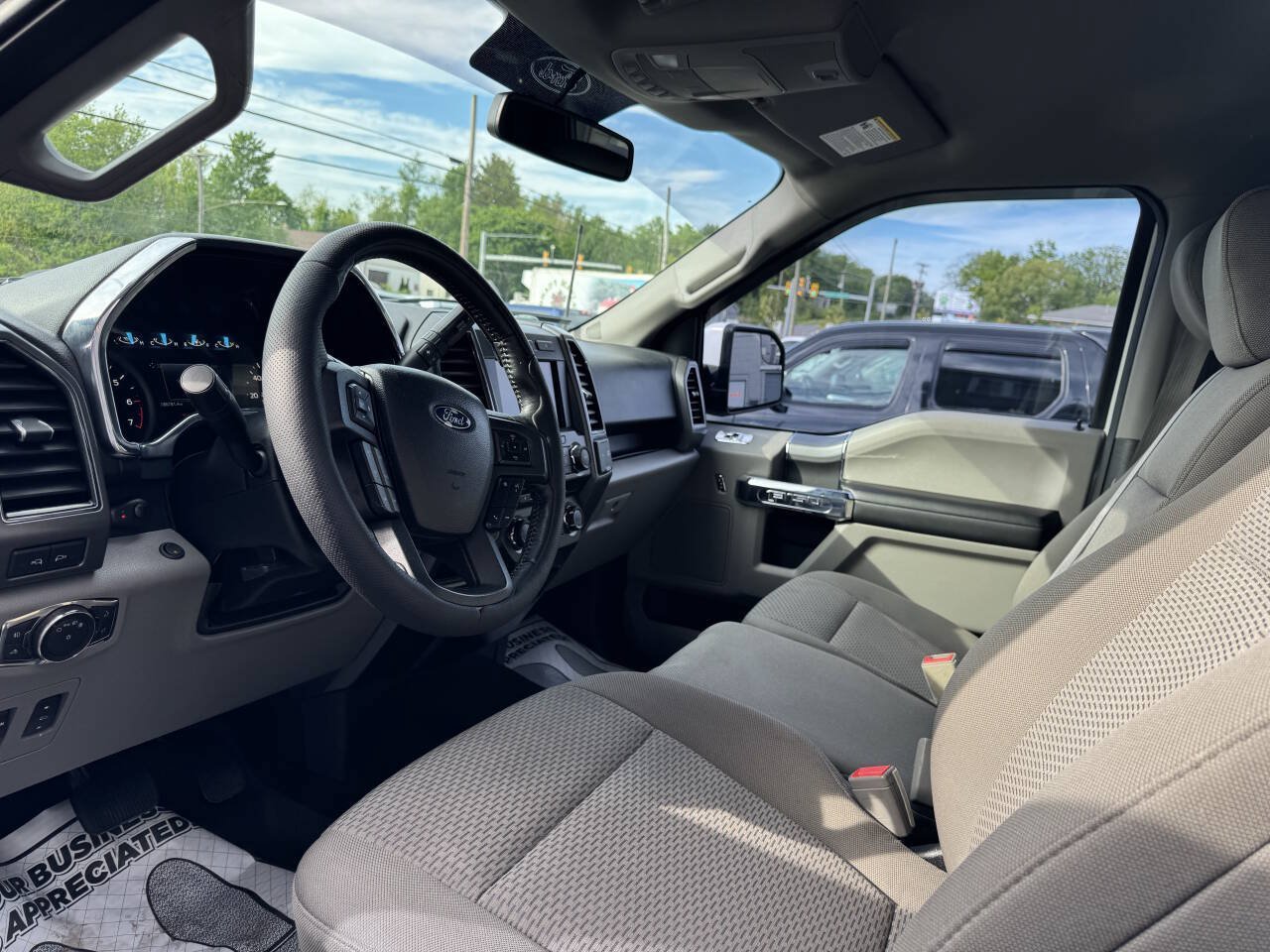 Used 2018 Ford F150 XLT w/ Equipment Group 302A Luxury AWD/4WD image 24