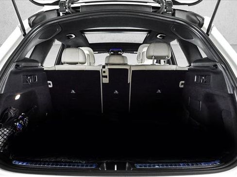 Certified 2025 Mercedes-Benz GLC 300 4MATIC image 6