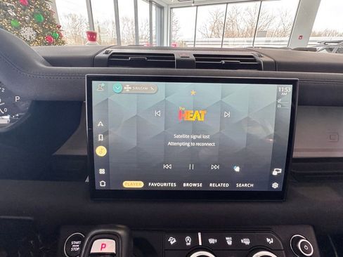 Used 2023 Land Rover Defender 110 S image 45