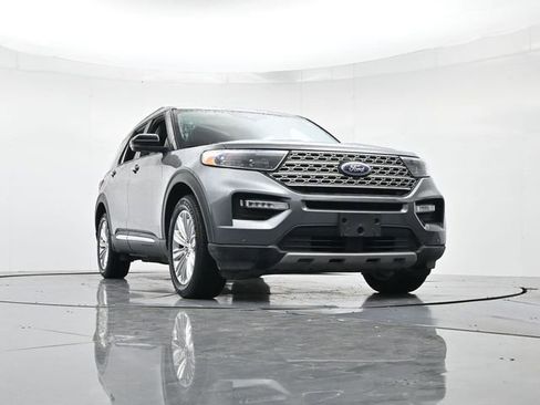 Certified 2023 Ford Explorer Limited w/ Equipment Group 301A image 36