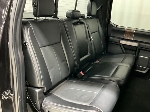 Used 2019 Ford F150 Lariat image 23