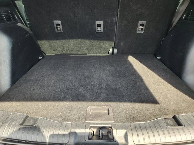 Used 2025 Ford Escape ST-Line Select AWD/4WD image 33