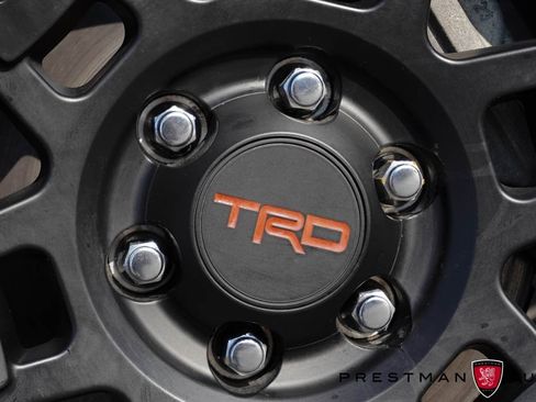 Used 2024 Toyota 4Runner TRD Off-Road Premium image 5