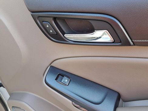 Used 2018 GMC Yukon SLT w/ Open Road Package image 27