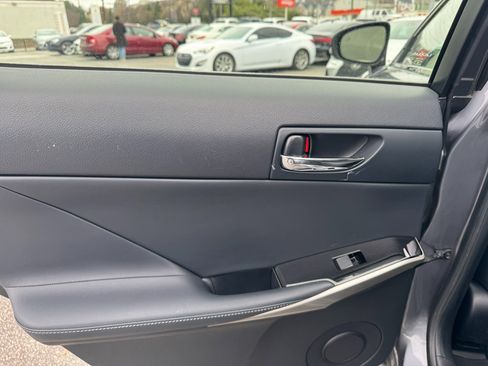 Used 2015 Lexus IS 250 image 26