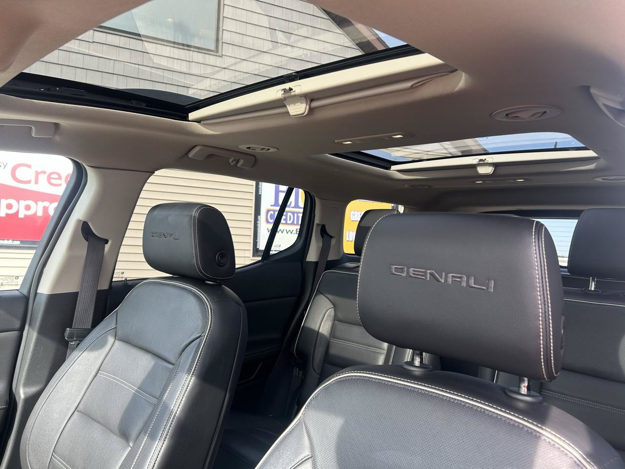 Used 2017 GMC Acadia Denali AWD/4WD image 19