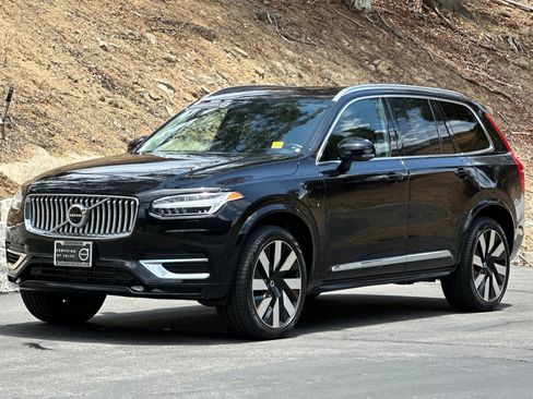Certified 2023 Volvo XC90 T8 Ultimate w/ Protection Package Premier AWD/4WD image 9