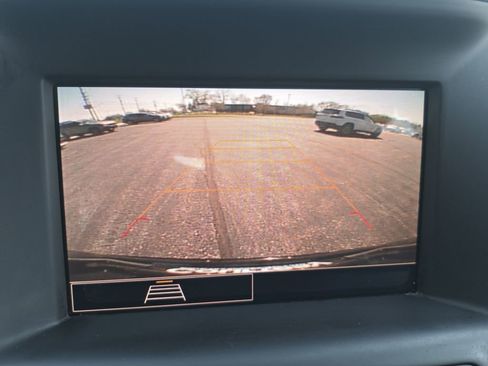 Used 2023 GMC Terrain SLE AWD/4WD image 24