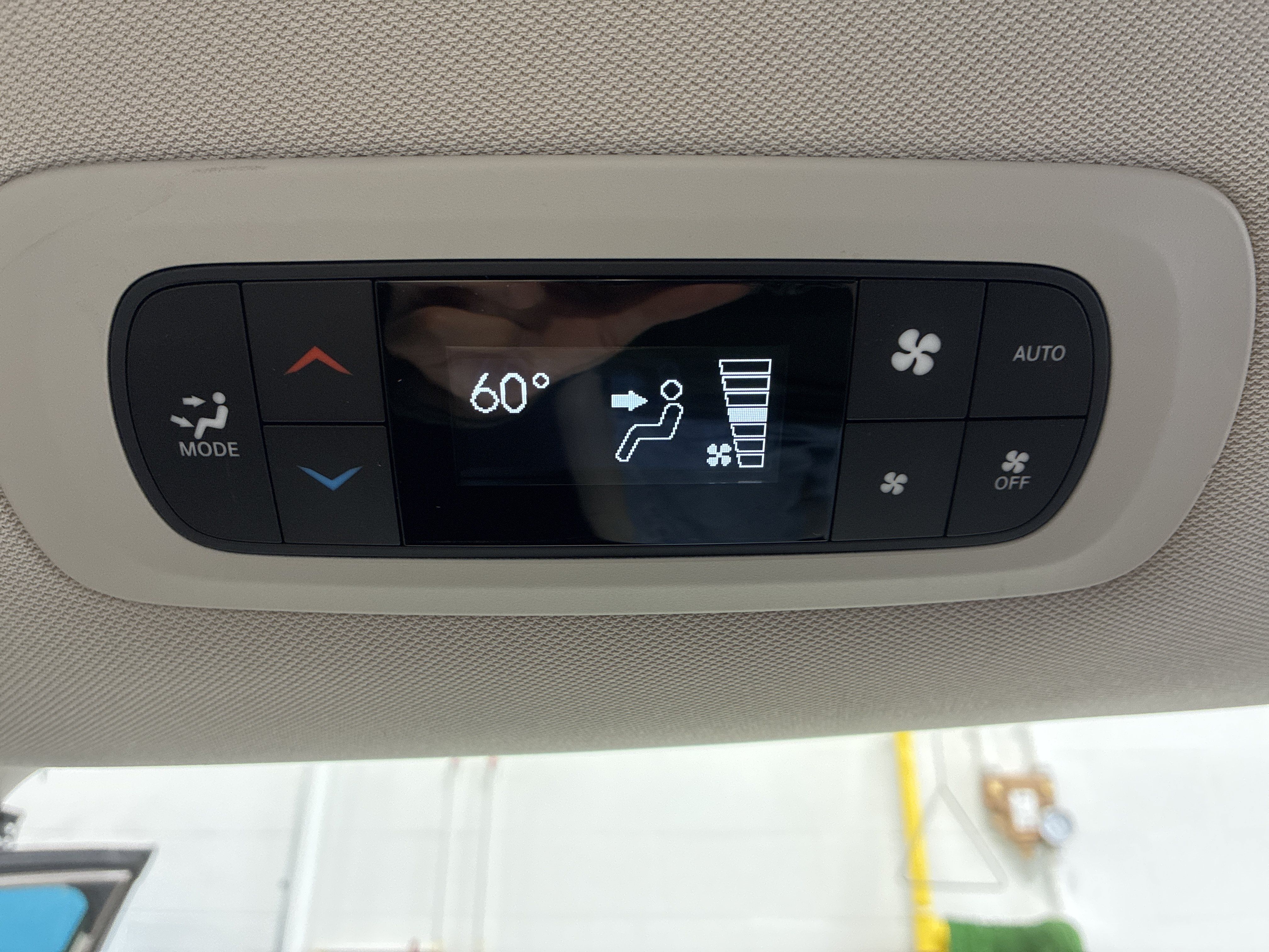 Used 2017 Chrysler Pacifica Touring-L Plus FWD image 16