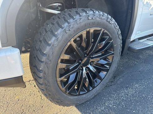 Used 2022 GMC Sierra 1500 Denali image 24