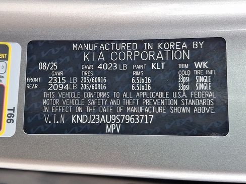 Certified 2025 Kia Soul LX w/ LX Technology Package FWD image 27