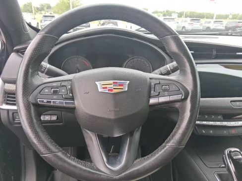 Used 2021 Cadillac XT4 Sport w/ Sun And Sound Package AWD/4WD image 16