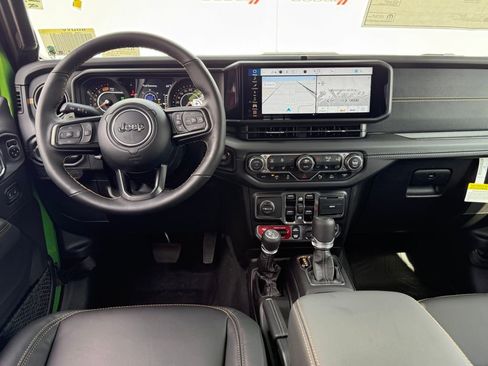 New 2025 Jeep Wrangler Unlimited Rubicon 392 image 27