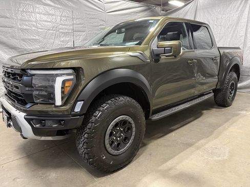 Used 2025 Ford F150 Raptor image 3