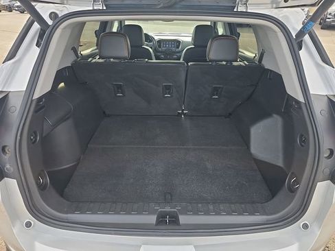 Used 2022 GMC Terrain AT4 w/ Tech Package AWD/4WD image 15