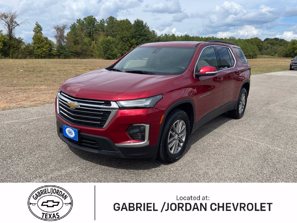 Used 2023 Chevrolet Traverse LT FWD image 1