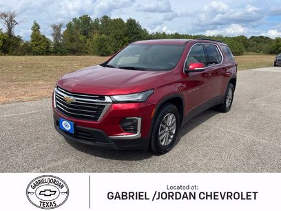 Used 2023 Chevrolet Traverse LT