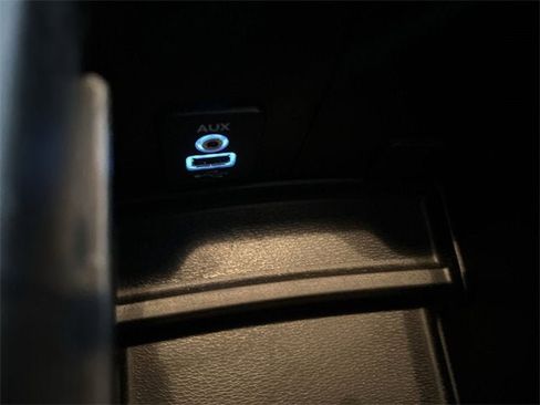 Used 2016 Dodge Journey SE w/ Flexible Seating Group image 32