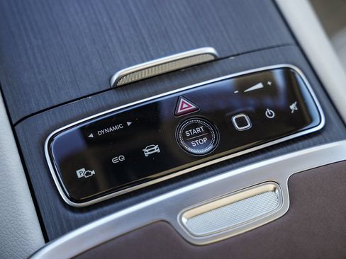 Certified 2023 Mercedes-Benz EQS 580 4MATIC SUV image 23