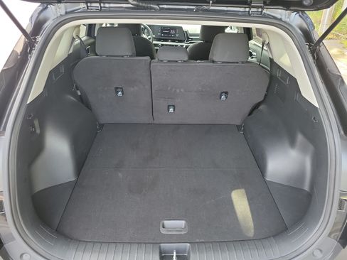 Used 2025 Kia Sportage LX FWD image 8